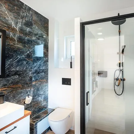 Przystanek Lubiatowo (Pomerania)