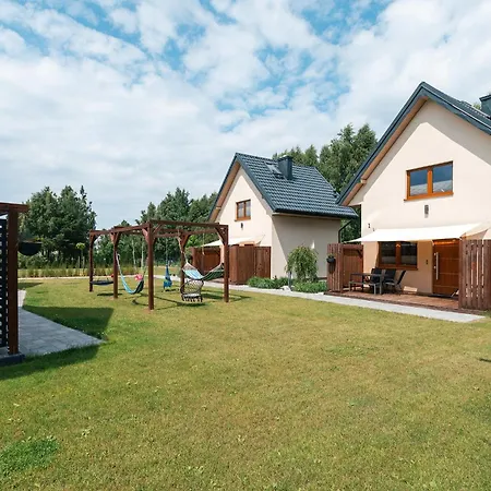 Dom wakacyjny Przystanek Lubiatowo (Pomerania)