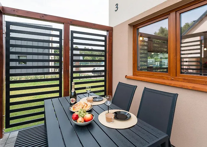 Przystanek * Lubiatowo (Pomerania)